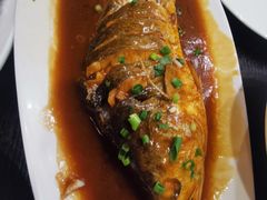 胶东酱焖黄花鱼-老牌坊鲁菜名店(宽厚里店)