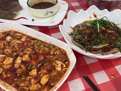 -洪霞餐馆
