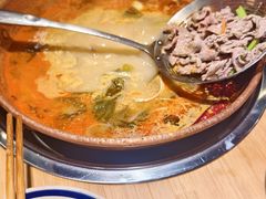 -洱火云南酸菜牛肉火锅(石景山当代商城店)