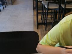 -康师傅私房牛肉面(马泉营奥莱店)