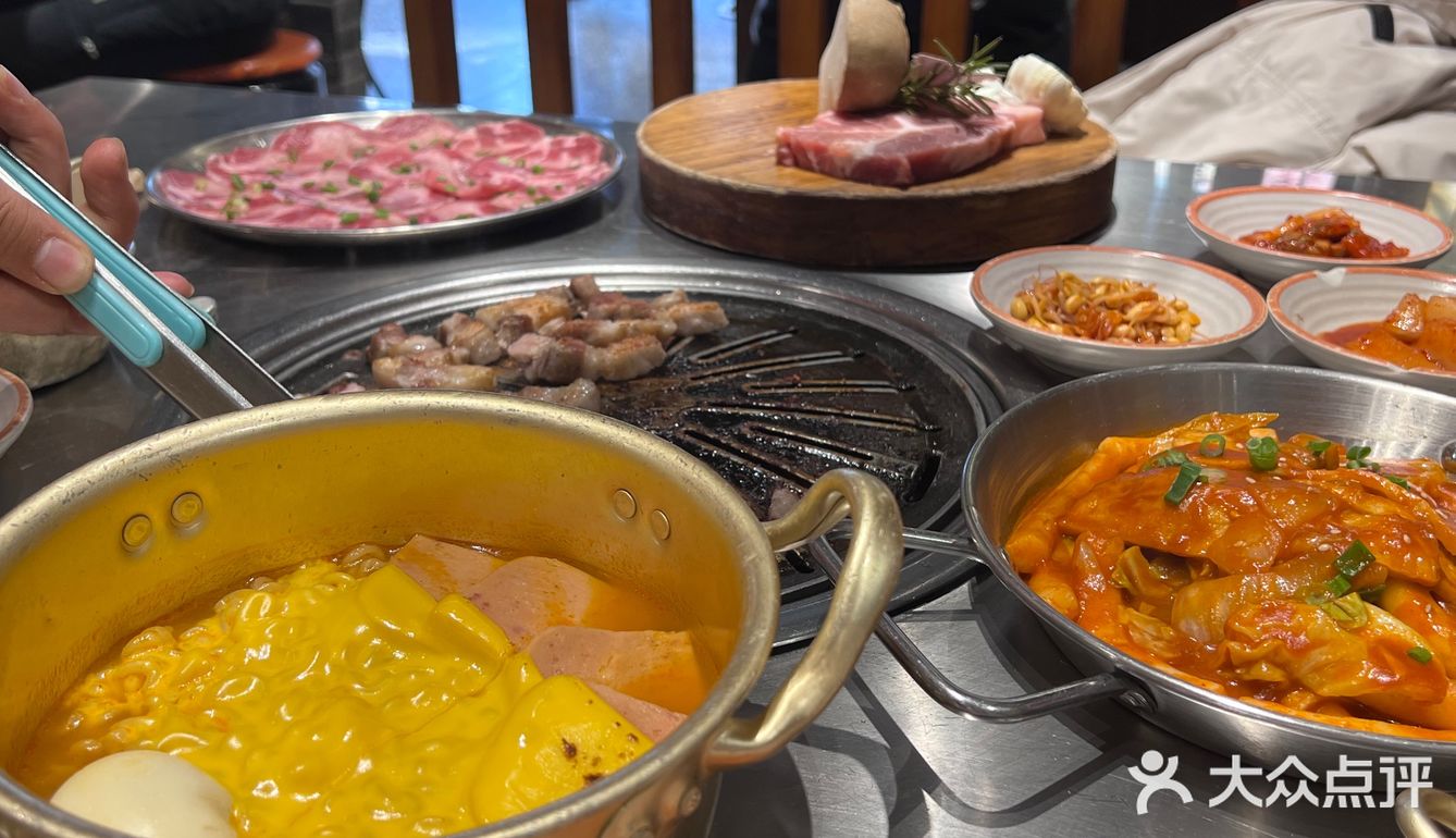 青岛｜假装在韩国 - 安三胖韩国🇰🇷烤肉  