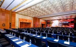 点击看大图 -金茂深圳JW万豪酒店·宴会厅