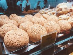 红豆Q果-鲍师傅糕点(国金街店)