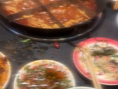 -沸炉重庆老火锅(军事博物馆店)