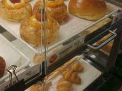 -85度C(生甜甜圈研究工坊·上海平凉店)