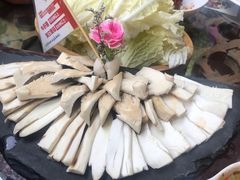 -慢丽江·云南野生菌土鸡锅(西山店)