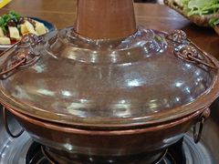 -岳记兴隆·青城腊排铜火锅(融创店)