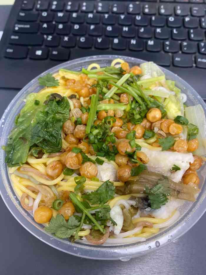 五谷渔粉(岗贝店)-"第一次爱上这家的煎饼是在冬天的时候,天气.