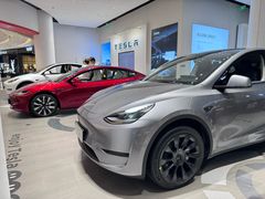 -TESLA 特斯拉(广州天环广场体验店)