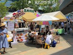 -百年港湾奥特莱斯(香炉礁店)