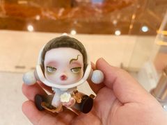 -泡泡玛特POPMART(上海环球港店)