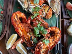 -三亚艾迪逊酒店·海滩烧烤 BARBACOA·现场乐队·浪漫晚餐·烧烤海鲜