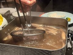 -左庭右院鲜牛肉火锅黑金店(陆家嘴中心店)