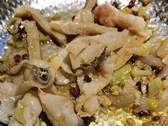 -小鱼小牛·鱼牛干锅·脆鱼火锅(世欧广场店)