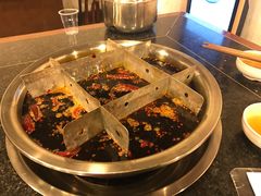 -邓莽子老火锅(中兴路总店)