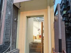 门面-yeast面包店