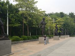 -英雄广场