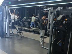 -超鹿运动(五四路恒力城店)