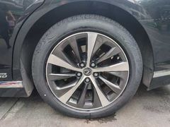 -倍耐力轮胎专卖店(碧云路店)