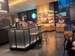 -星巴克臻选(上海长风大悦城店)