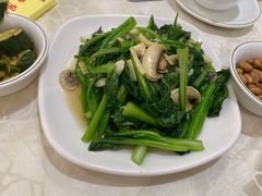 蘑菇烩菜心-权记避风塘(鸿记店)