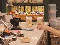 -茶理宜世(广州南站（站内）3楼B17检票口店)