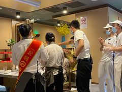 -海底捞火锅(漕宝路店)