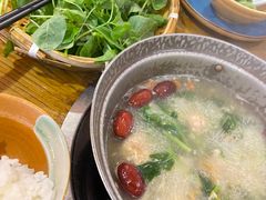 -吃饭皇帝大土家民族菜(正大广场店)