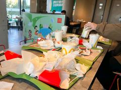 -麦当劳(展览路店)