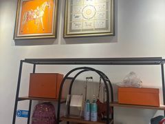 -小飞侠奢侈品回收 寄卖 养护(宝山宝龙广场店)