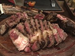-恰餐厅及酒吧 CHAR Bar & Grill (北京丽都皇冠假日店)