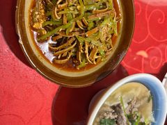 -冯烫烫跷脚牛肉·川菜小馆(武胜西街店)