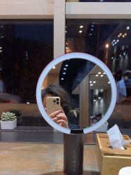 -韩国李知恩形象设计