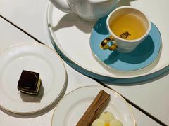 -燕庭·纯燕窝·甜品下午茶(南京西路店)