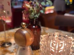 -BROWNSTONE布朗石西班牙餐厅(富城店)