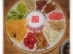 -怪噜范·老贵阳街头名小吃(汇金星力城店)