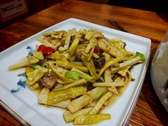 -下梅人家土菜馆(历史文化餐厅度假区店)