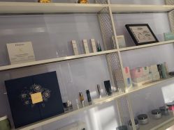 -PE SALON