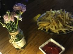 -酤居湖景音乐餐吧(安宁店)