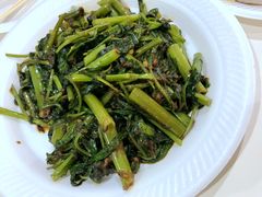 -纽顿熟食中心