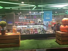 -盒马鲜生(红莲店)