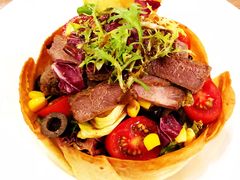烤面包篮牛肉色拉-5号公路餐厅(曼哈顿店)