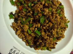 -香巴拉云南餐厅(华莱坞店)