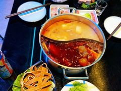 -唯爱KTV聚会餐厅(仙林东城汇店)