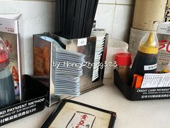 -黄亚细肉骨茶(仰光路店)