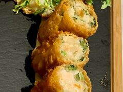 香煎酪梨深坑腐皮卷-玖尹-新派中式餐酒馆