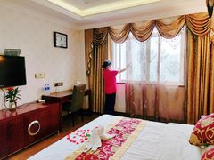 -鑫隆温泉酒店