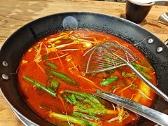 -贵厨酸汤牛肉(汇金星力城店)