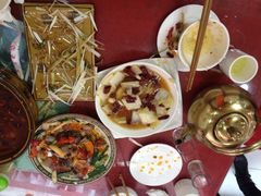 乡土川菜餐馆-乡土特色.冷锅鱼.牦牛肉汤锅