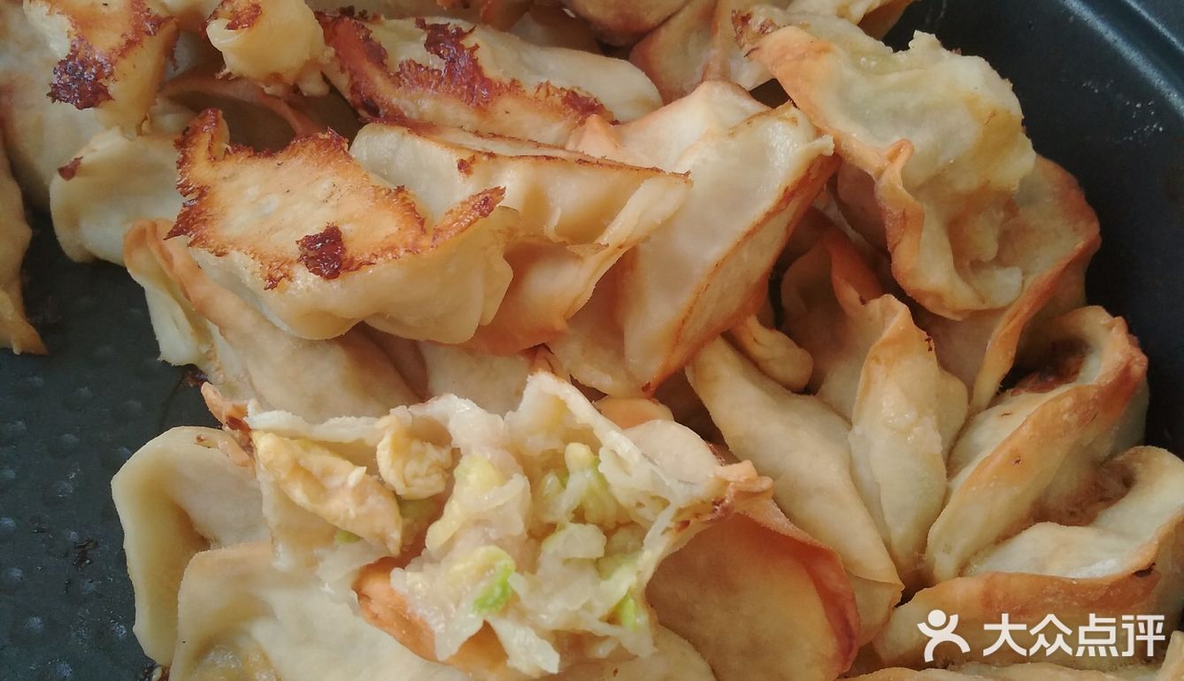 20191110001西葫白萝卜丝虾仁鸡蛋馅饺子煎吃菜谱